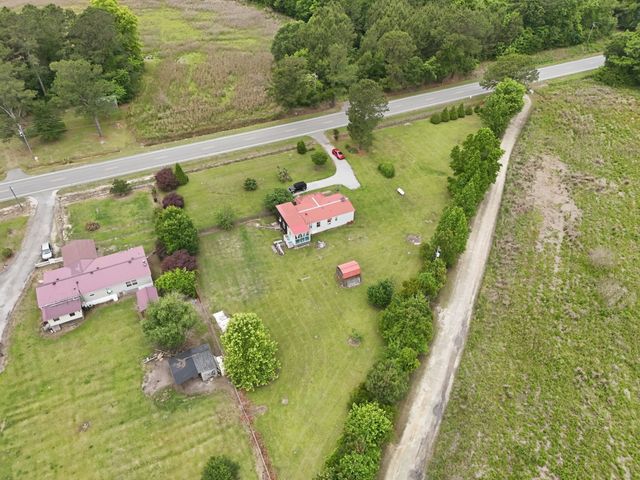 5858 Hwy 9, Nichols, SC 29581