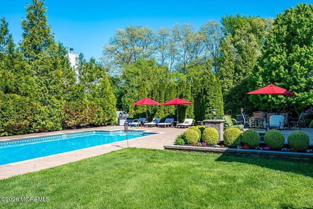 1 Windsor Lane, Ocean Twp, NJ 07712