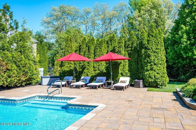 1 Windsor Lane, Ocean Twp, NJ 07712