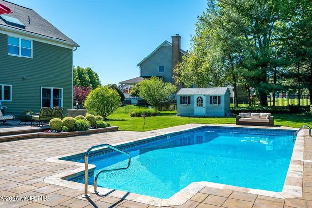 1 Windsor Lane, Ocean Twp, NJ 07712