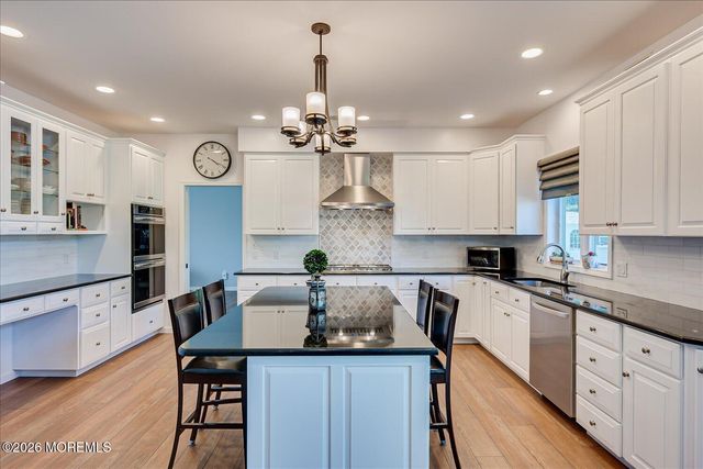 1 Windsor Lane, Ocean Twp, NJ 07712