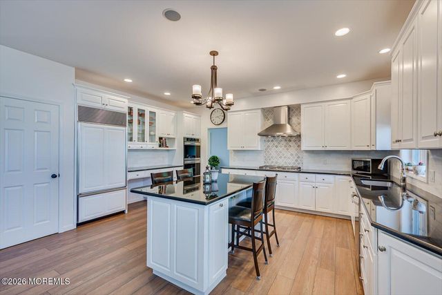 1 Windsor Lane, Ocean Twp, NJ 07712