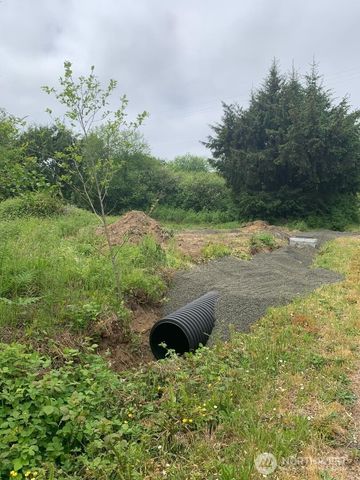 19 N 3rd Street, Pacific Beach, WA 98571