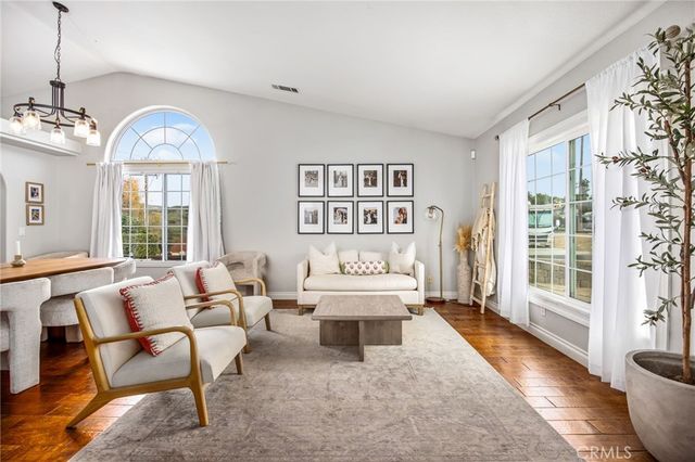 29595 Longhorn Drive, Canyon Lake, CA 92587