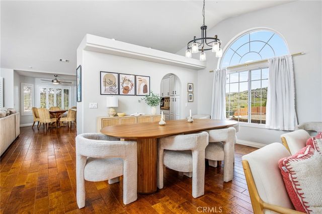 29595 Longhorn Drive, Canyon Lake, CA 92587