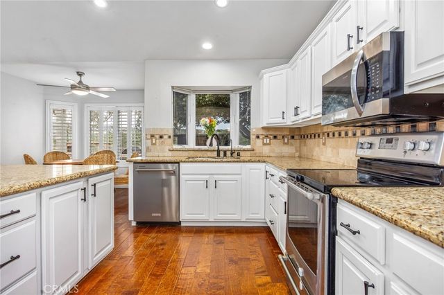 29595 Longhorn Drive, Canyon Lake, CA 92587