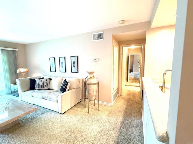 5999 Rancho Mission Road 213, San Diego, CA 92108