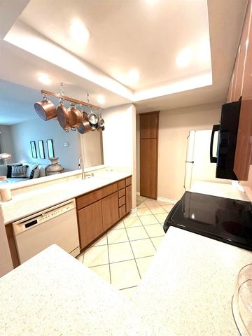 5999 Rancho Mission Road 213, San Diego, CA 92108