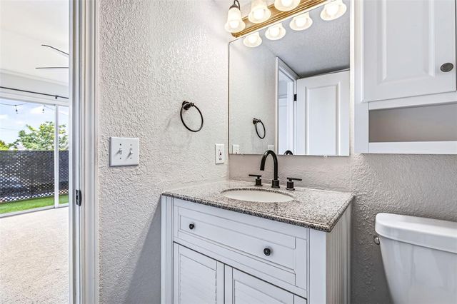 6100 N Brookline Avenue 14, Oklahoma City, OK 73112