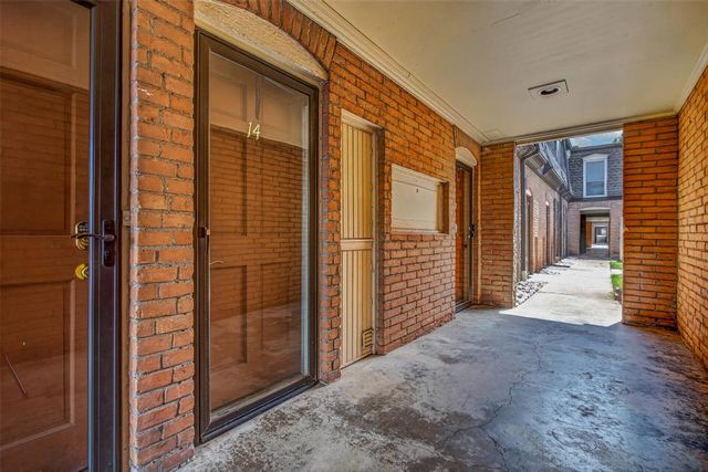 6100 N Brookline Avenue 14, Oklahoma City, OK 73112