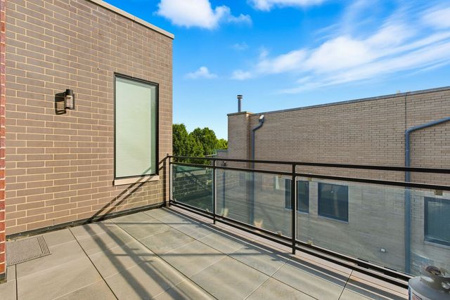 1656 W Wrightwood Avenue 3, Chicago, IL 60614