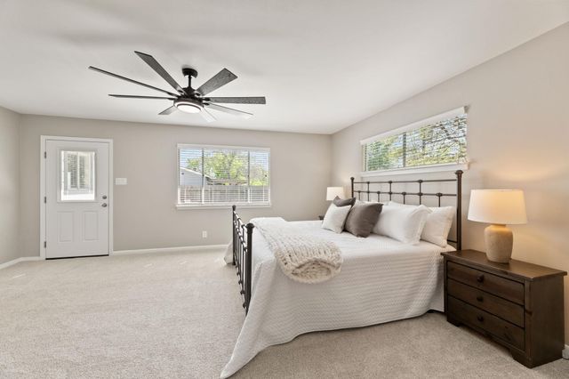8014 Stillwood LN, Austin, TX 78757