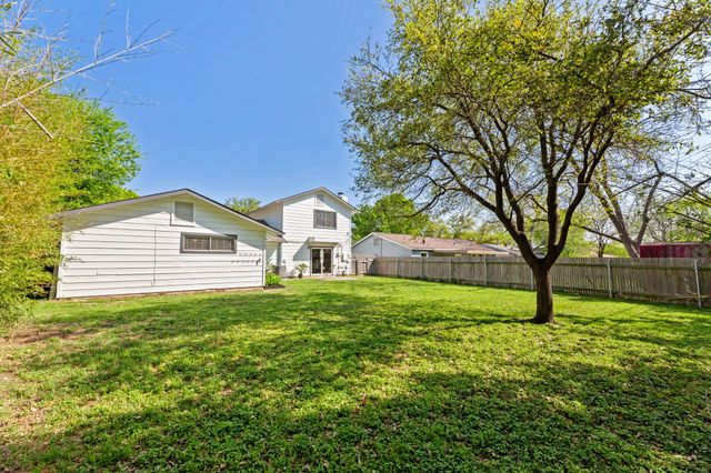 8014 Stillwood LN, Austin, TX 78757