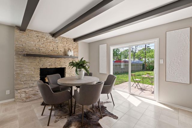 8014 Stillwood LN, Austin, TX 78757