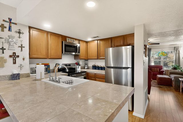 3301 Monroe Street NE UNIT Q176, Albuquerque, NM 87110