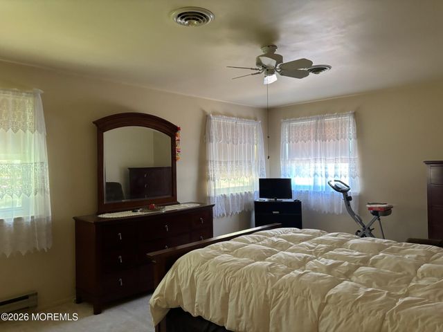 5 Ardmore Street B, Whiting, NJ 08759