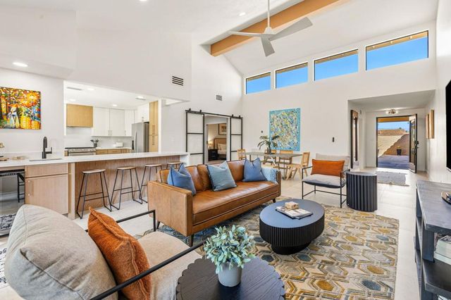 179 Gran Via, Palm Desert, CA 92260