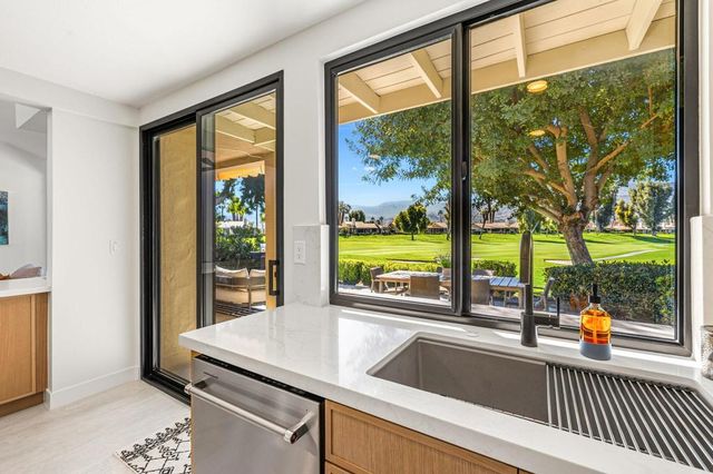 179 Gran Via, Palm Desert, CA 92260