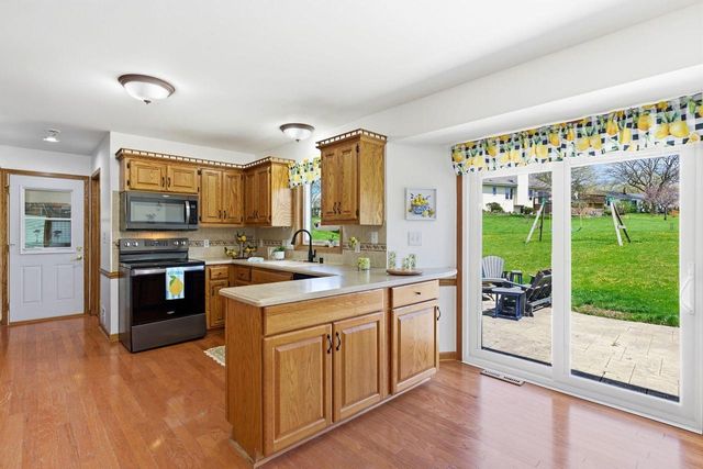 W210N16600 Glencoe LANE, Jackson, WI 53037