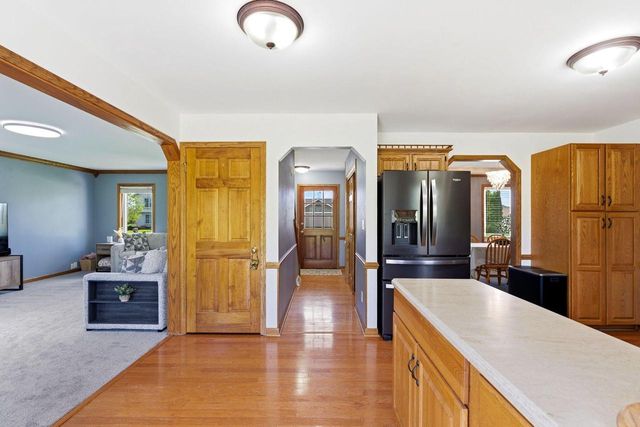 W210N16600 Glencoe LANE, Jackson, WI 53037