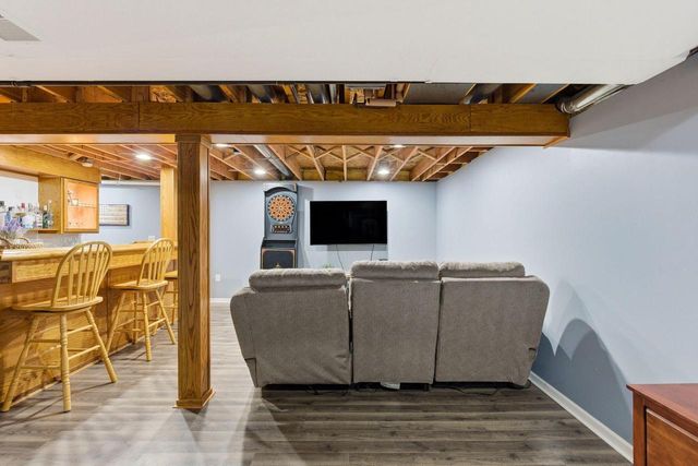 W210N16600 Glencoe LANE, Jackson, WI 53037