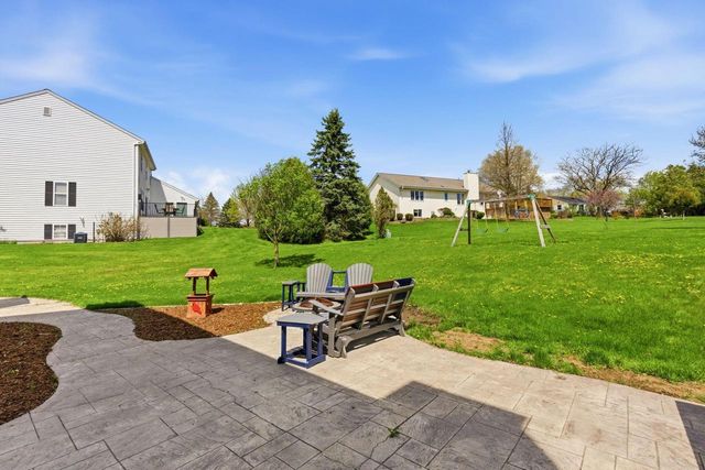 W210N16600 Glencoe LANE, Jackson, WI 53037