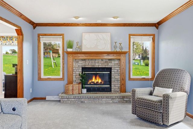 W210N16600 Glencoe LANE, Jackson, WI 53037