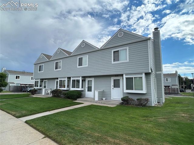 7612 Clover Hill Drive, Colorado Springs, CO 80920