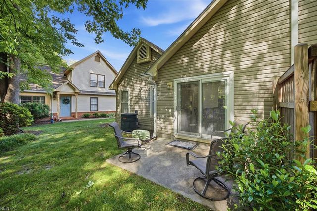 1307 Eagles Trace Path Apt C, Chesapeake, VA 23320