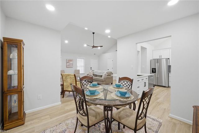 1307 Eagles Trace Path Apt C, Chesapeake, VA 23320