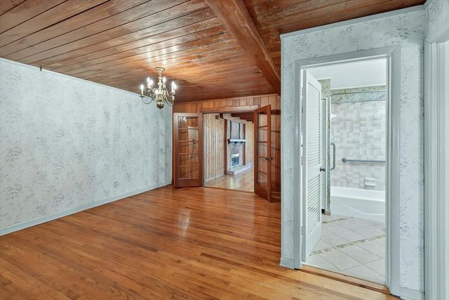 5670 ADRIENNE Drive, Tallahassee, FL 32311