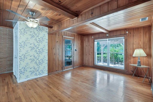 5670 ADRIENNE Drive, Tallahassee, FL 32311