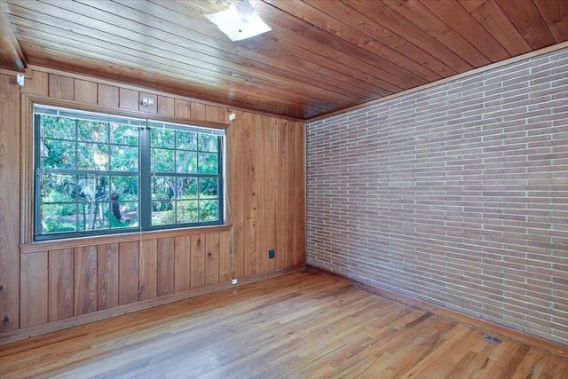 5670 ADRIENNE Drive, Tallahassee, FL 32311