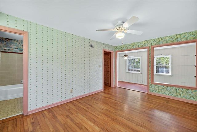 5670 ADRIENNE Drive, Tallahassee, FL 32311