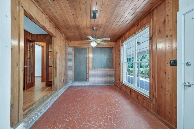 5670 ADRIENNE Drive, Tallahassee, FL 32311