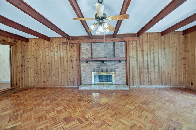 5670 ADRIENNE Drive, Tallahassee, FL 32311