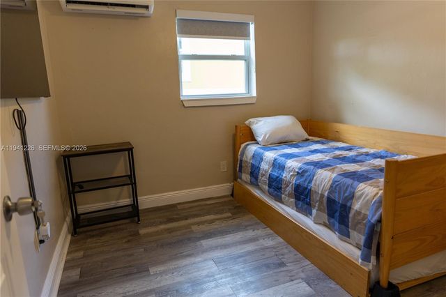 250 NW 14th Way 250, Dania Beach, FL 33004