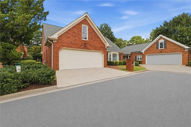 1826 Hermitage Place, Decatur, GA 30033