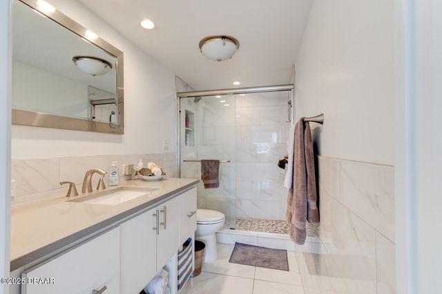 2828 N Atlantic Ave Unit 302, Daytona Beach, FL 32118