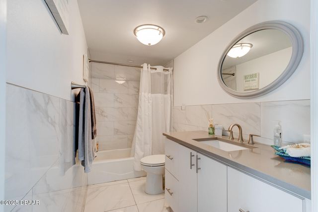 2828 N Atlantic Ave Unit 302, Daytona Beach, FL 32118