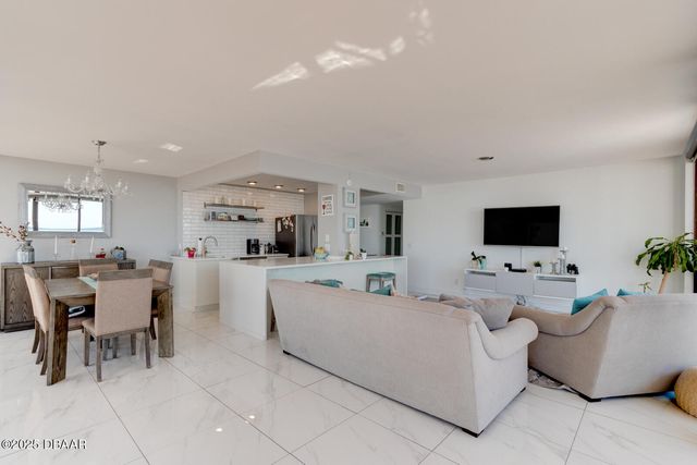 2828 N Atlantic Ave Unit 302, Daytona Beach, FL 32118