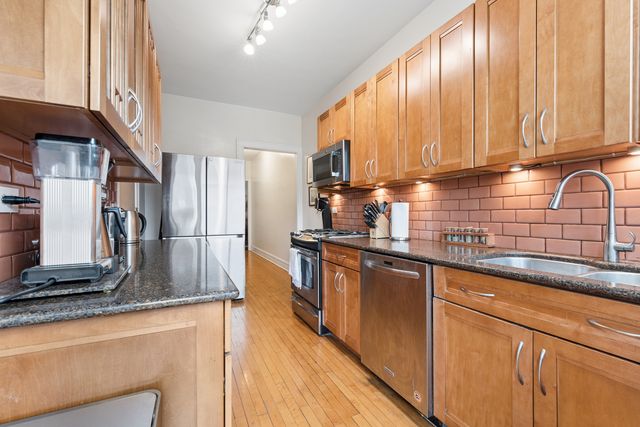 5840 S Stony Island Avenue 3F, Chicago, IL 60637
