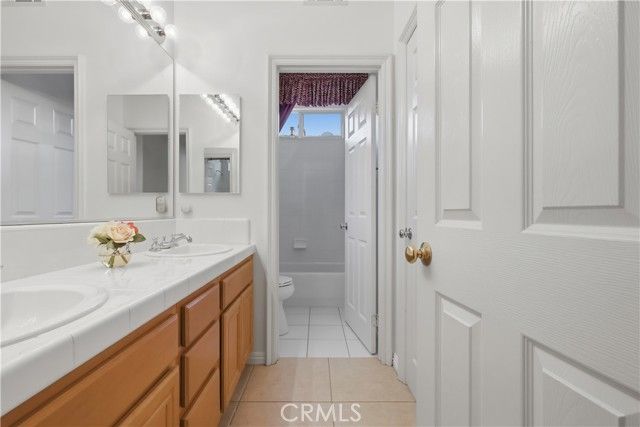 2108 Ridgeview Terrace, Signal Hill, CA 90755