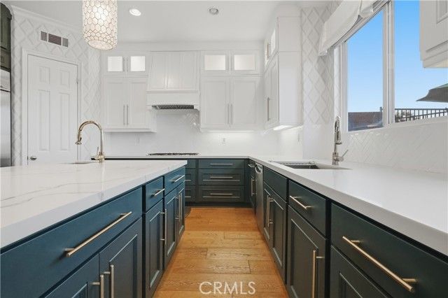 2108 Ridgeview Terrace, Signal Hill, CA 90755