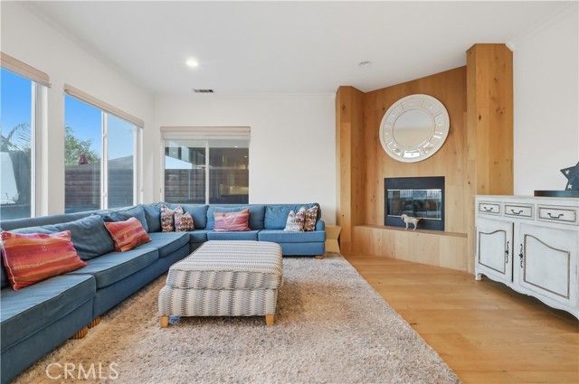 2108 Ridgeview Terrace, Signal Hill, CA 90755