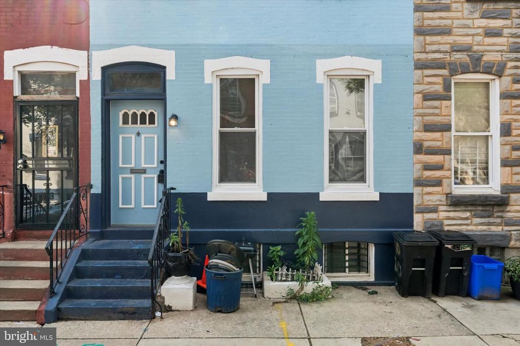 2018 N GRATZ ST, Philadelphia, PA 19121