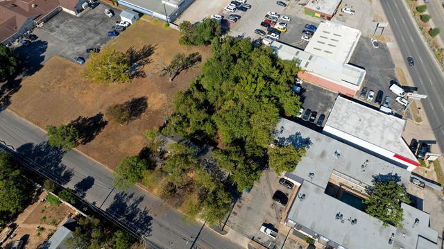 4306 Banister LN, Austin, TX 78745