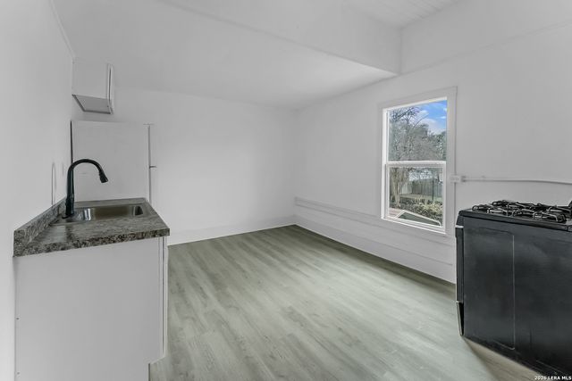 146 Fairview, San Antonio, TX 78223