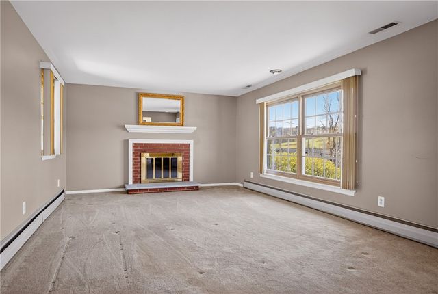 522 Mcclane Farm Rd, Chartiers, PA 15301