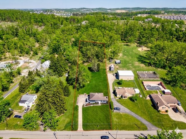 522 Mcclane Farm Rd, Chartiers, PA 15301